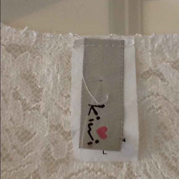 Lace top - Picture 4 of 4